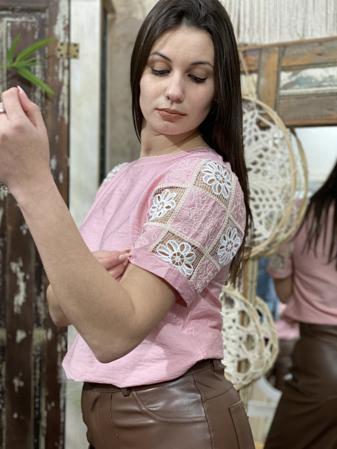 Blusa Candelaria con Mangas de Tul Bordado