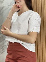 Blusa Onara de Algodón con Mangas de Bordado Intrincado