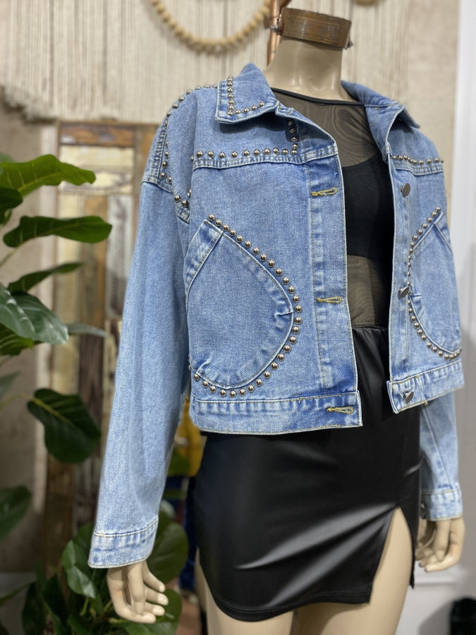 Campera Denim Maira con Detalles de Tachas