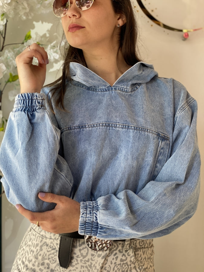 Canguro Calipso de Jean Estilo Cropped con Capucha y Puños Elásticos
