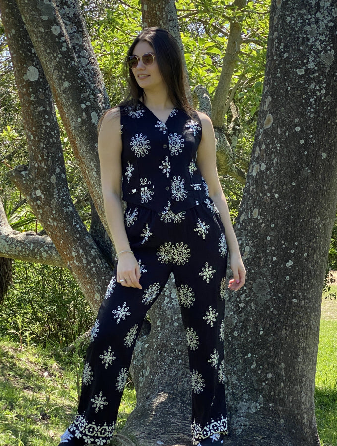 Chaleco Tania con Estampado Geométrico y Corte Sastrero