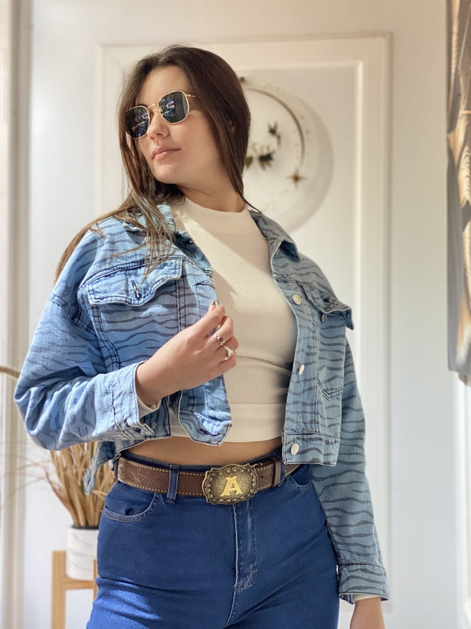 Chaqueta Denim Alana Corta Estampado Cebra Azul