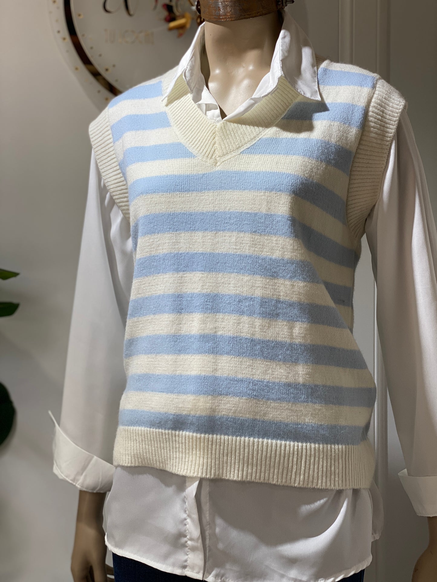 Chaleco Valerie Tejido a Rayas con Camisa