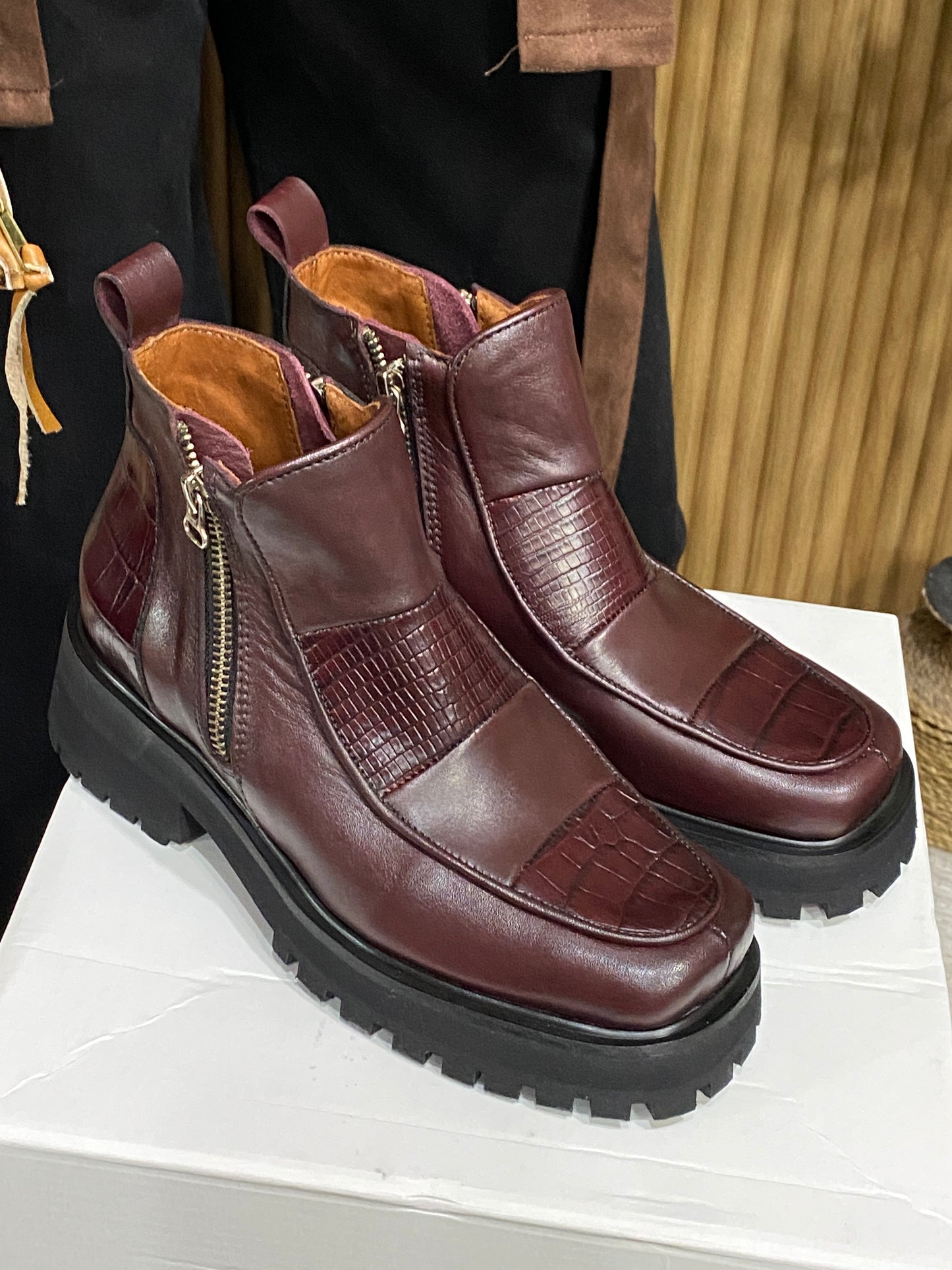 Bota en Cuero Lolla