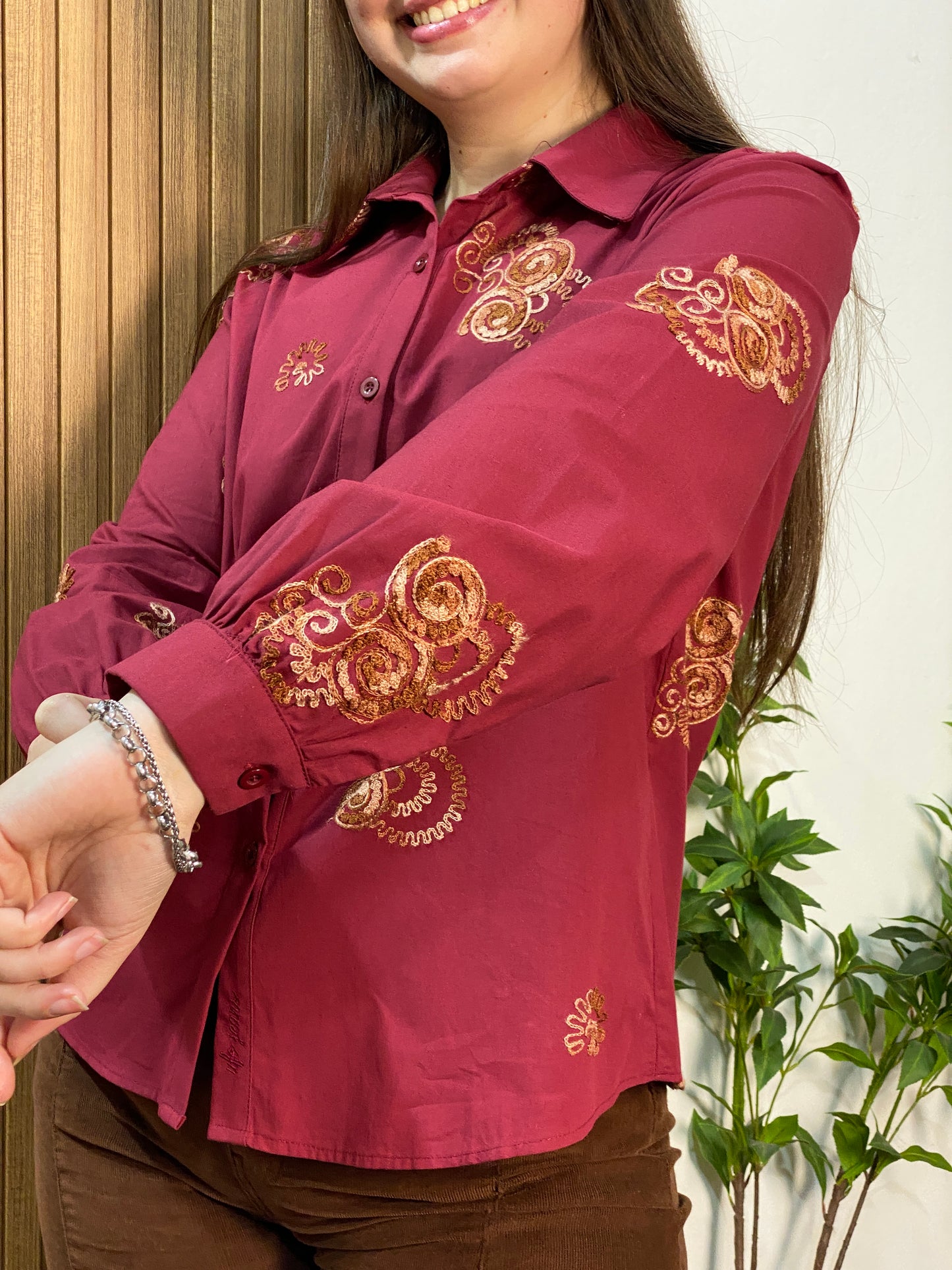 Camisa Bordada Brina
