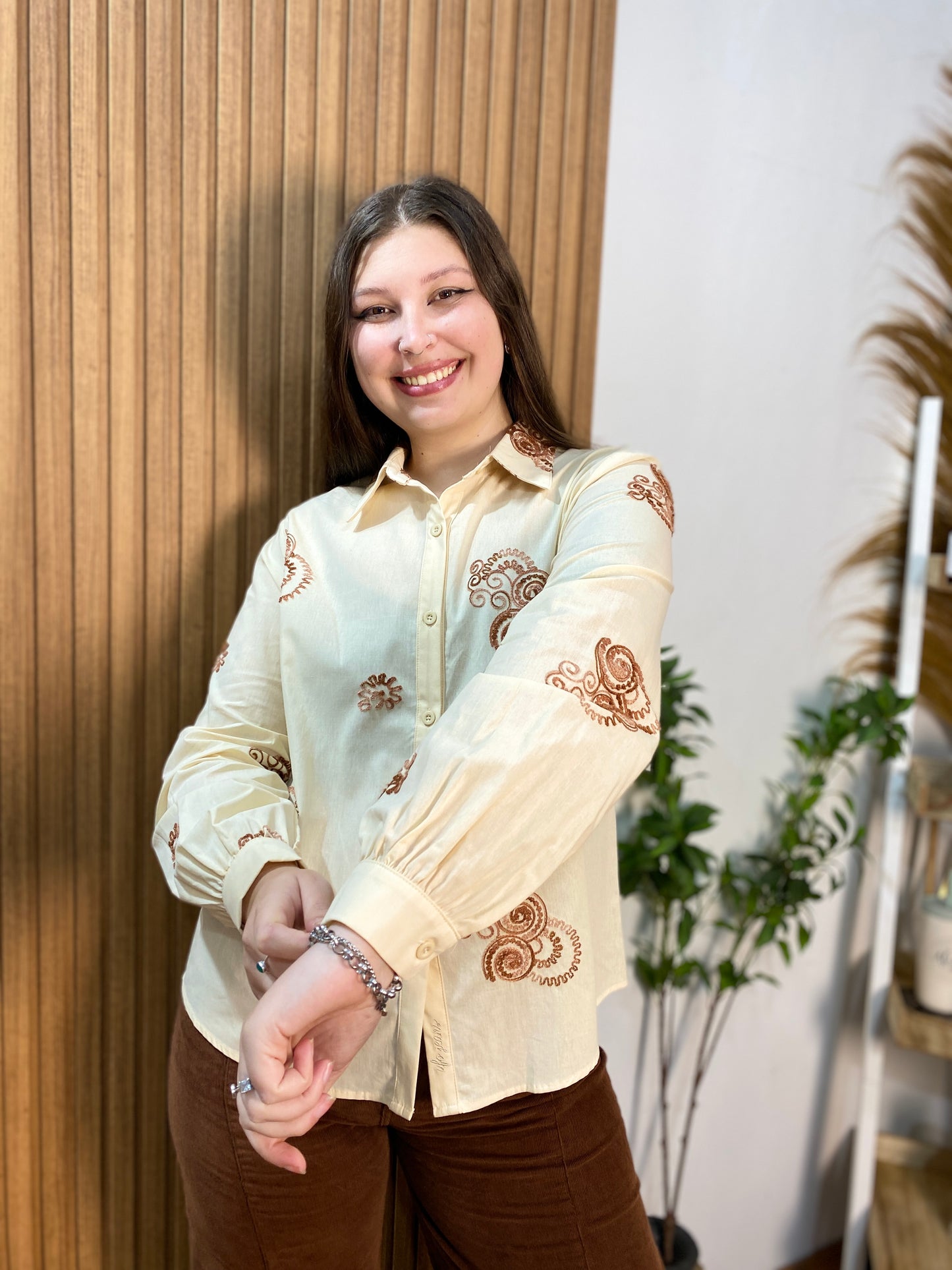 Camisa Bordada Brina