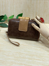 Billetera California de Cuero Alexa - Chocolate/Charol