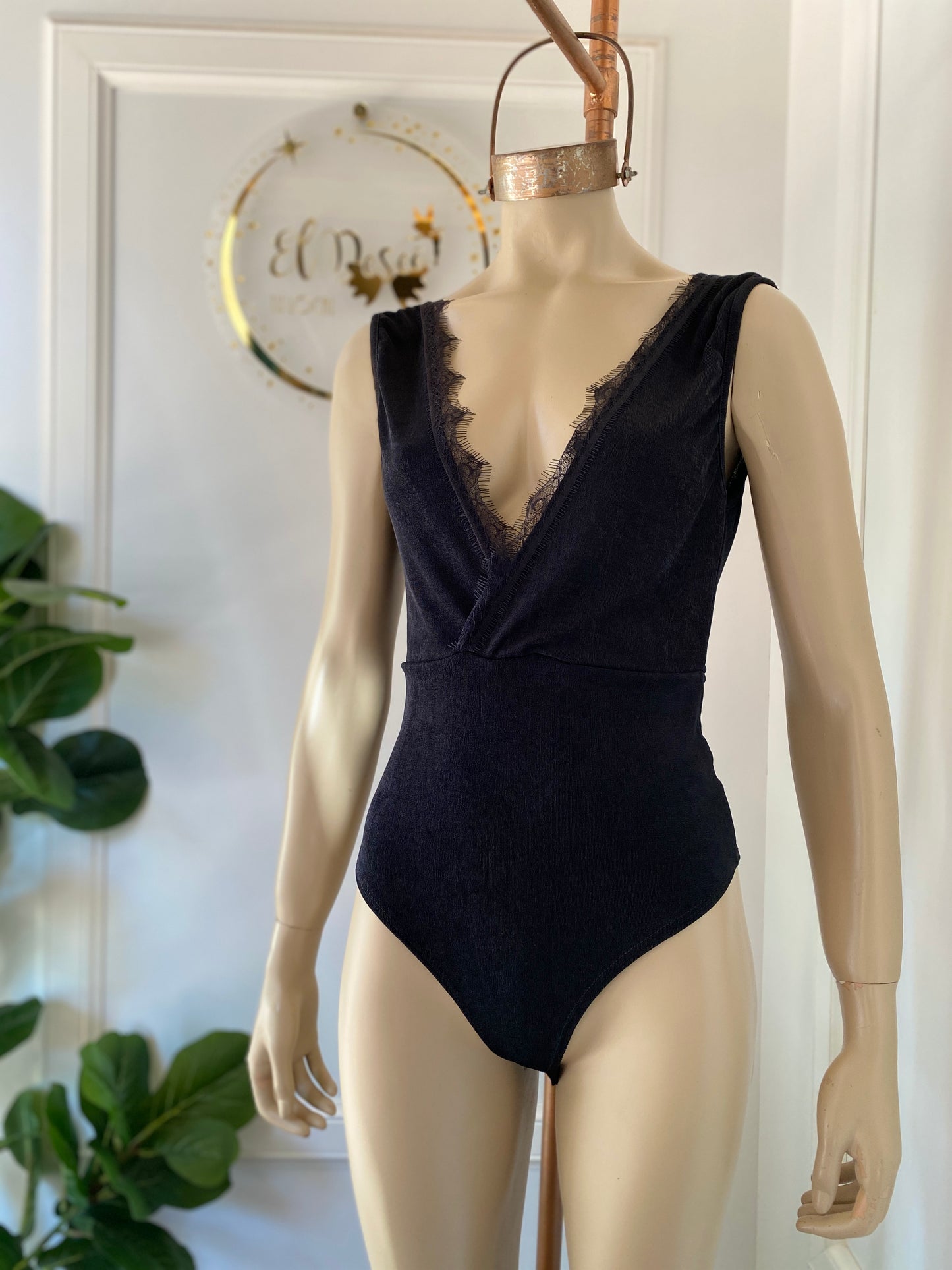 Body Escote V Encaje Matilde