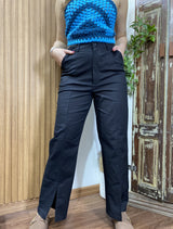Pantalón Recto Demi con Tajo Frontal