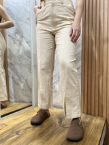 Pantalón Recto Demi con Tajo Frontal
