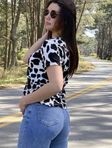 Remera Relaxed Jealous con Estampado Cow Print