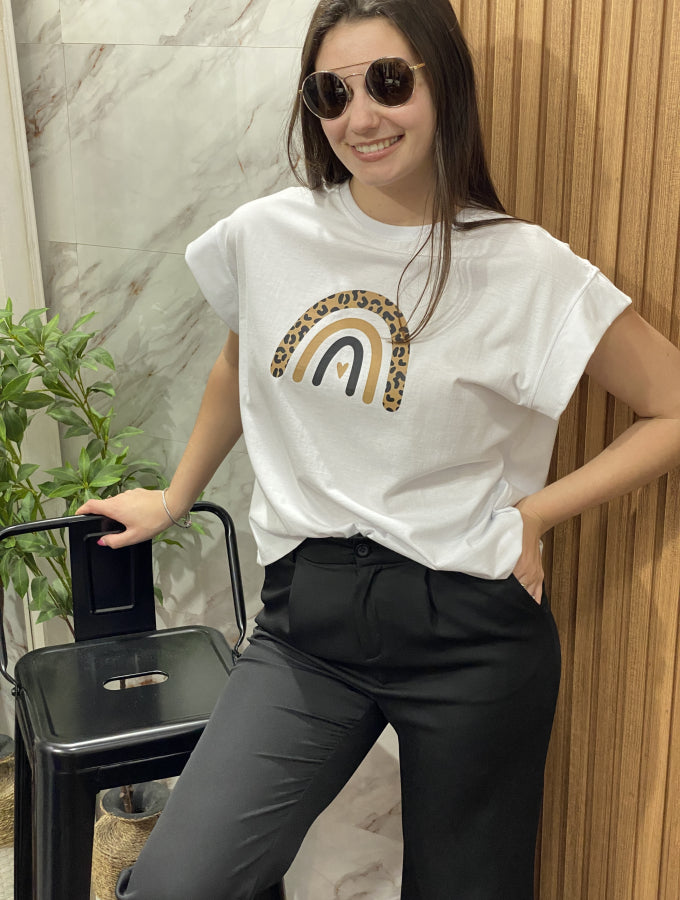 Remera Samantha en Algodón con Estampado Arcoíris Leo
