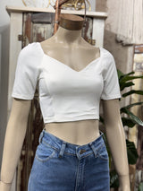 Top Maite Gamuzado con Mangas Princesa