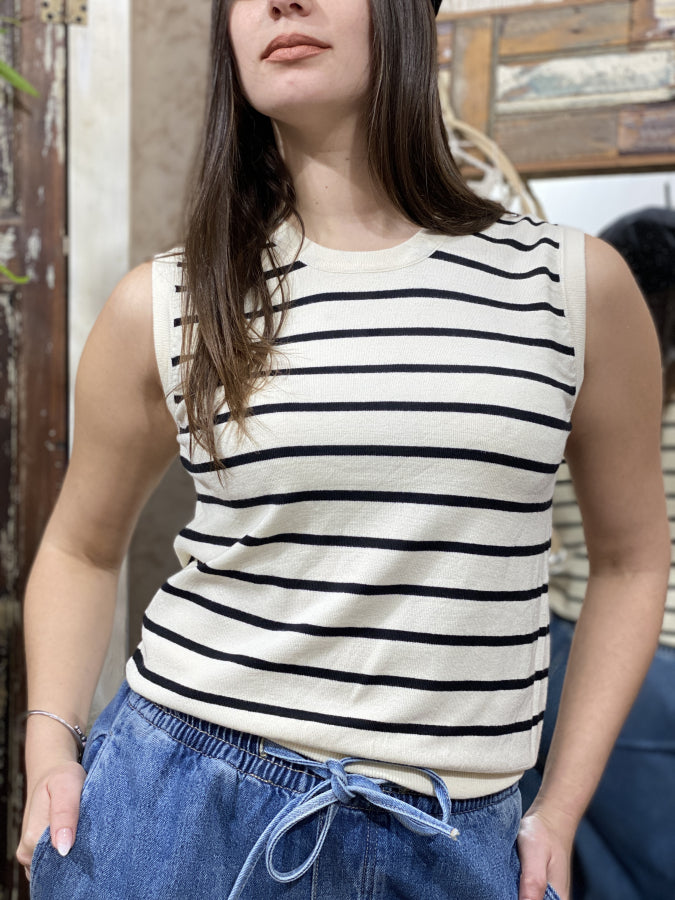 Top Tejido Paola Rayado en Hilo Liviano