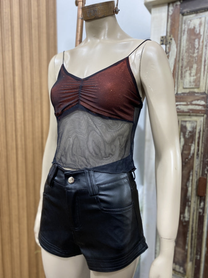 Top Viorica en Tul Soft de Diseño Minimalista