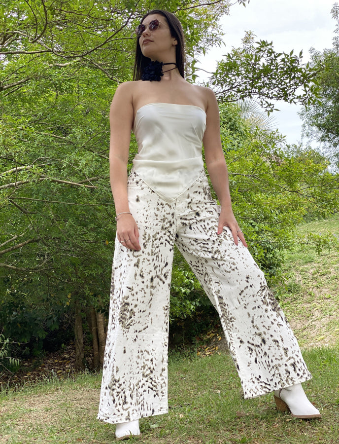 Pantalón Wide Leg Bruselas de Tiro Alto con Estampado Moteado
