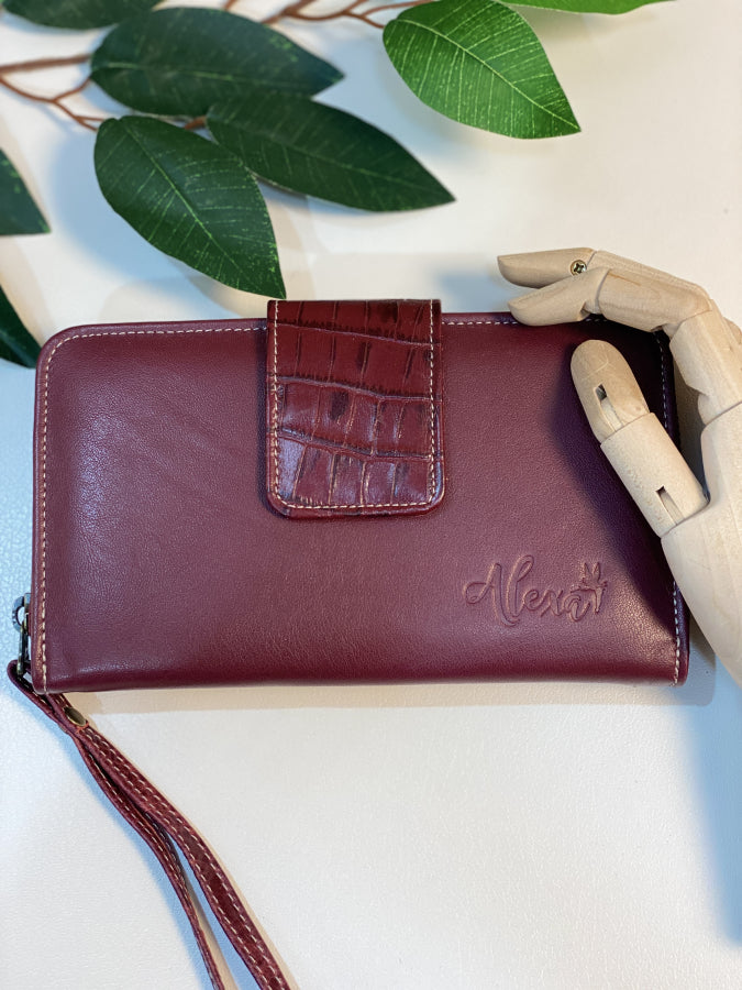 Billetera Alexa Cuero Genuino Burdeo Croco