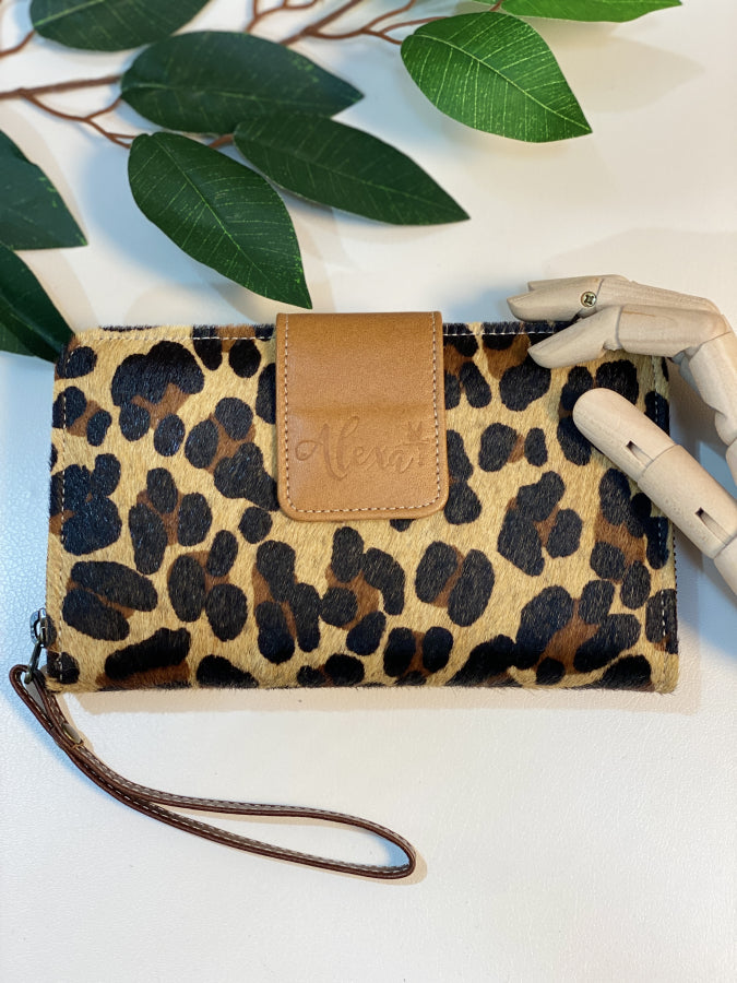 Billetera Alexa Cuero Genuino y Pelo Natural