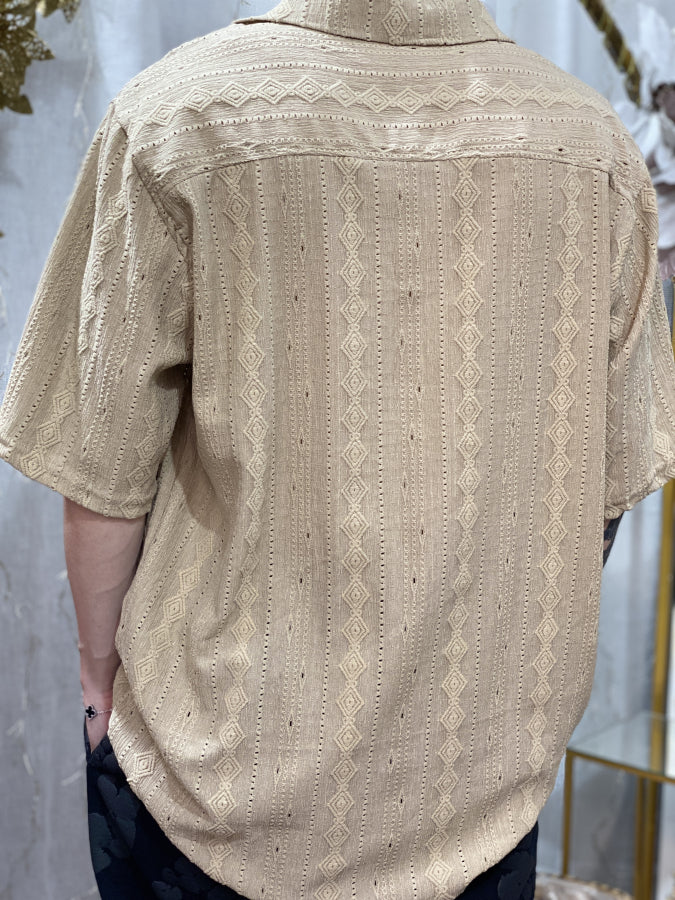 Camisa Mateo Manga Corta Texturizada Cuello Resort